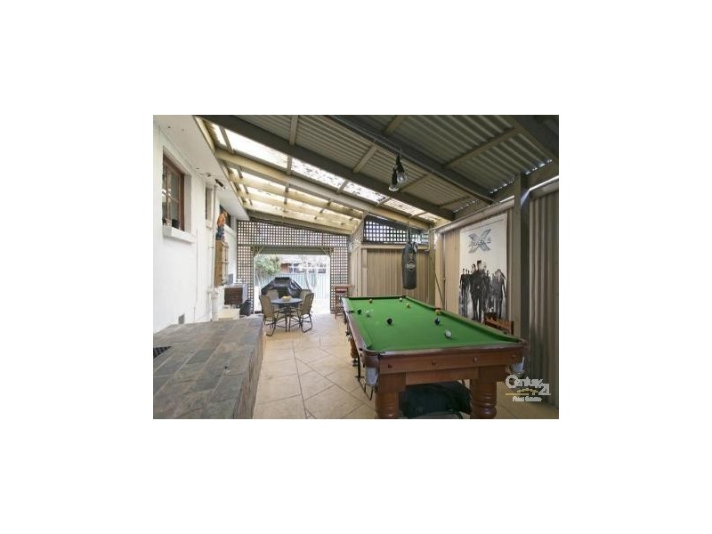 4 Heyington Crescent, Noble Park North VIC 3174