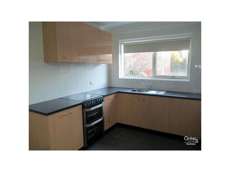 7/16 Close Avenue, Dandenong VIC 3175