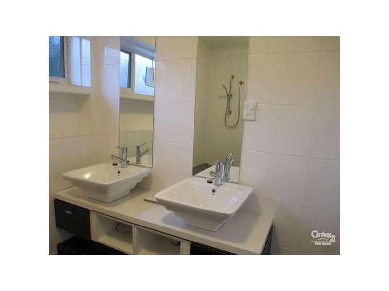 7/16 Close Avenue, Dandenong VIC 3175