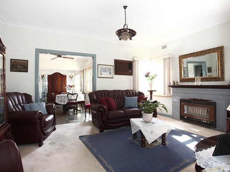 6 Callander Road, Noble Park VIC 3174