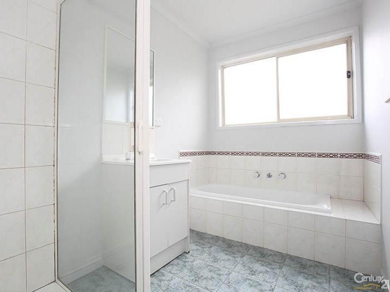 3 Lucian Ave, Springvale VIC 3171