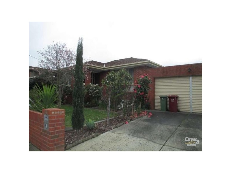 15 McKeon Circut, Dandenong North VIC 3175