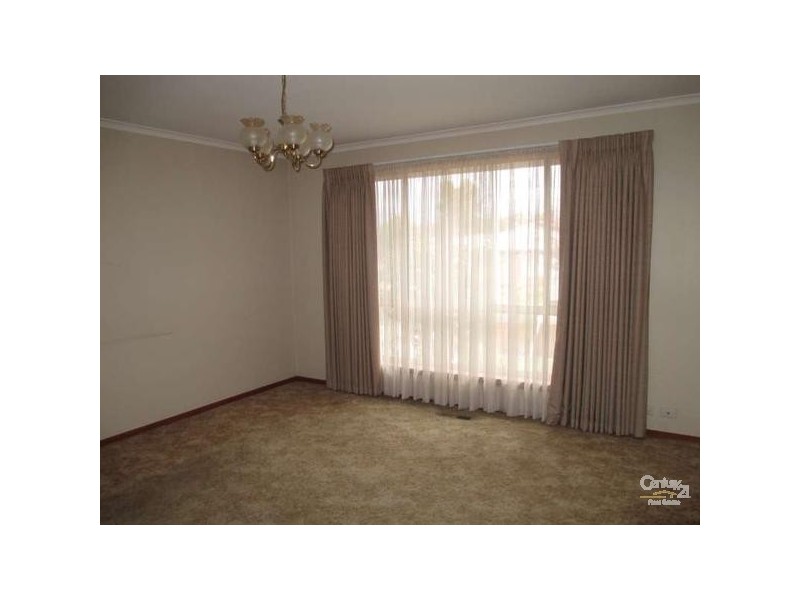 15 McKeon Circut, Dandenong North VIC 3175