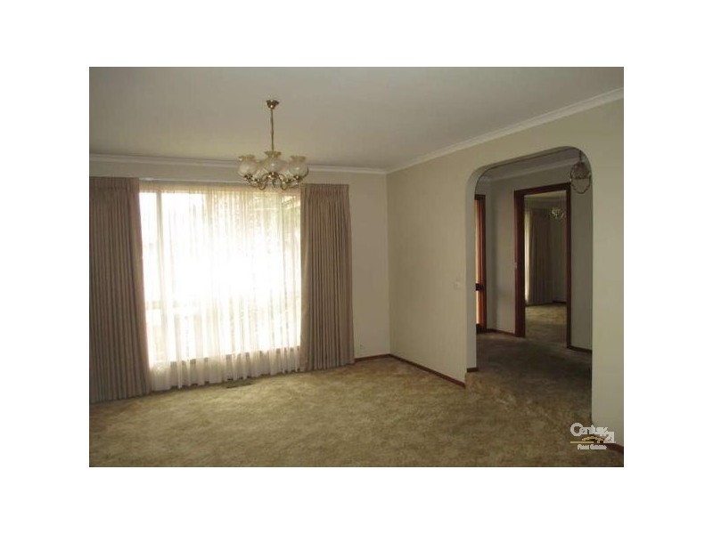 15 McKeon Circut, Dandenong North VIC 3175