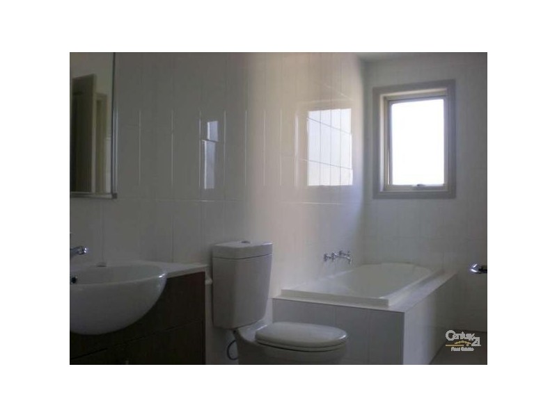 1/1174 Ballarto Road, Cranbourne VIC 3977