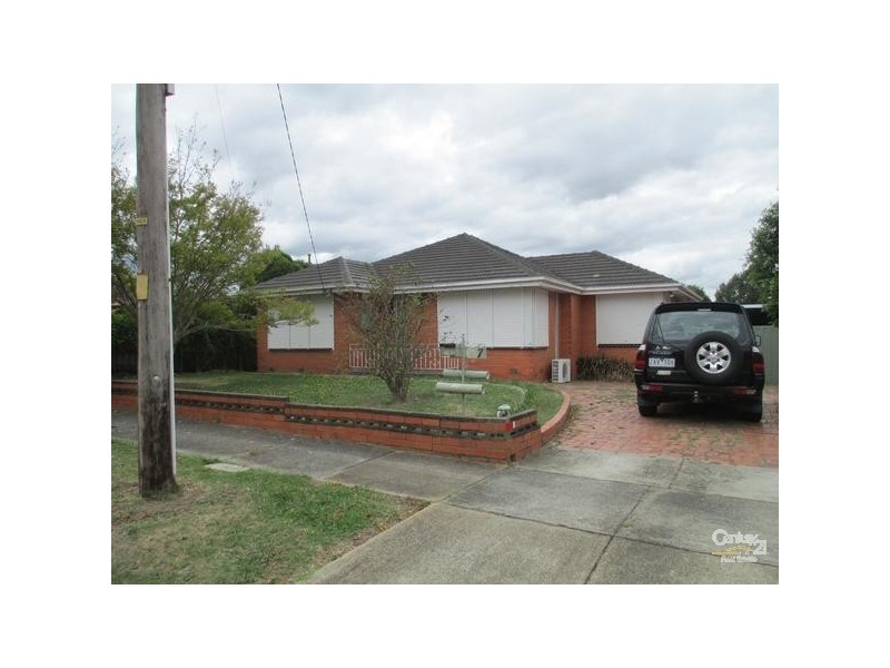 7 Sarona Street, Dandenong VIC 3175