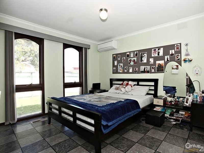 1 Arnot Court, Springvale South VIC 3172