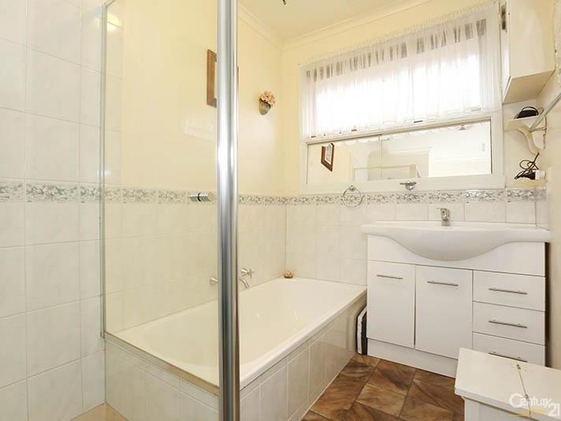 52 Paterson Road, Springvale South VIC 3172