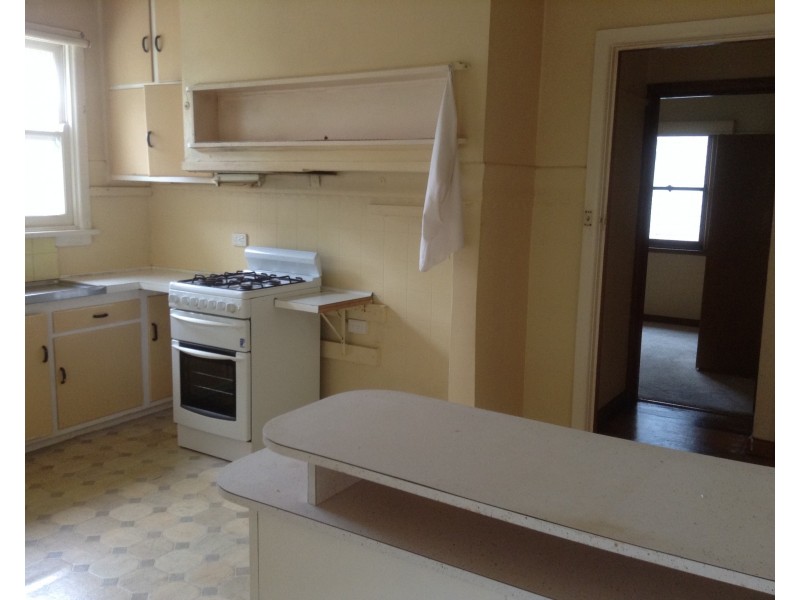 4 Vardon Street, Springvale VIC 3171