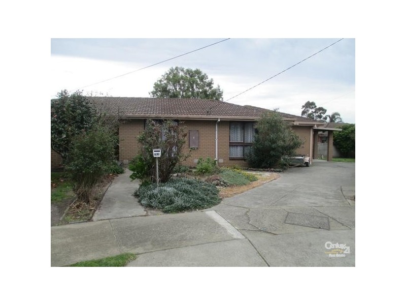 33 Orloff Close, Clayton South VIC 3169