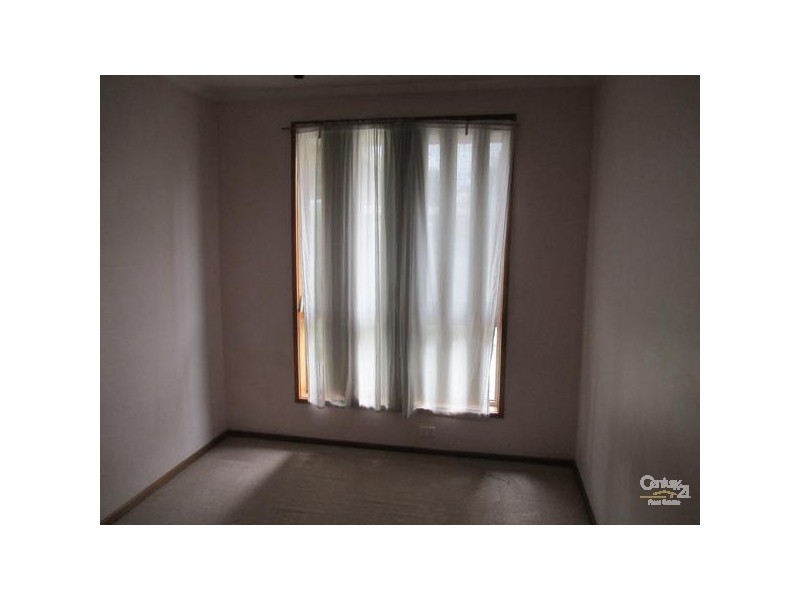 33 Orloff Close, Clayton South VIC 3169