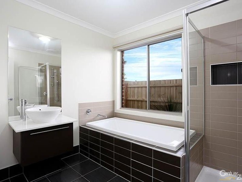 1 Annette Court, Endeavour Hills VIC 3802