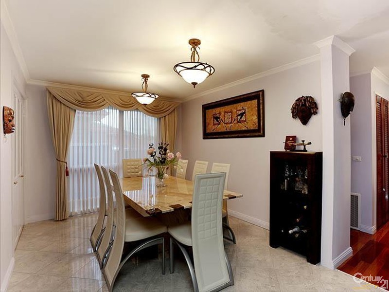 1 Debbie Court, Doveton VIC 3177