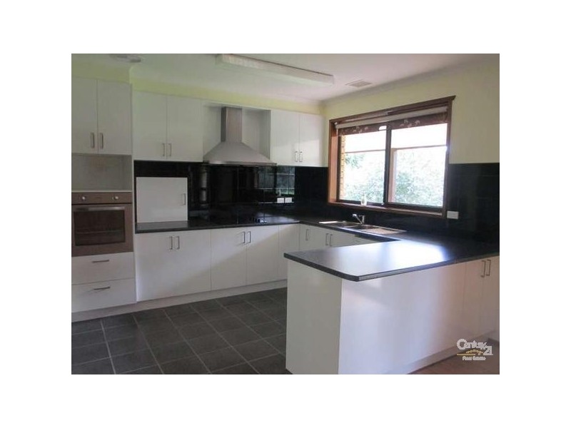 4 Pedder Court, Dandenong North VIC 3175