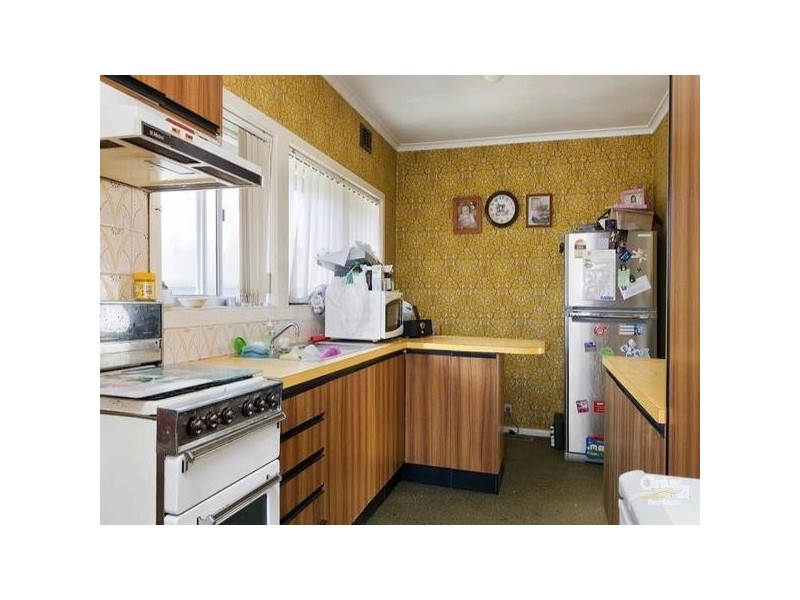 8 Warbla Street, Dandenong North VIC 3175