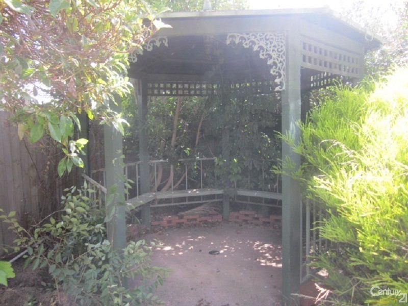 4 Altair Street, Springvale South VIC 3172