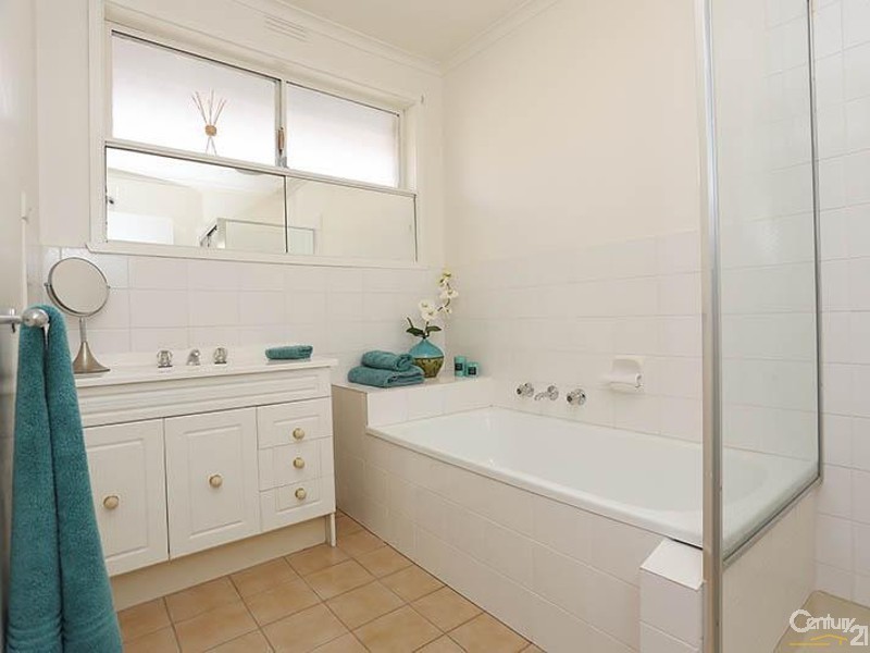 69 Paterson Road, Springvale South VIC 3172