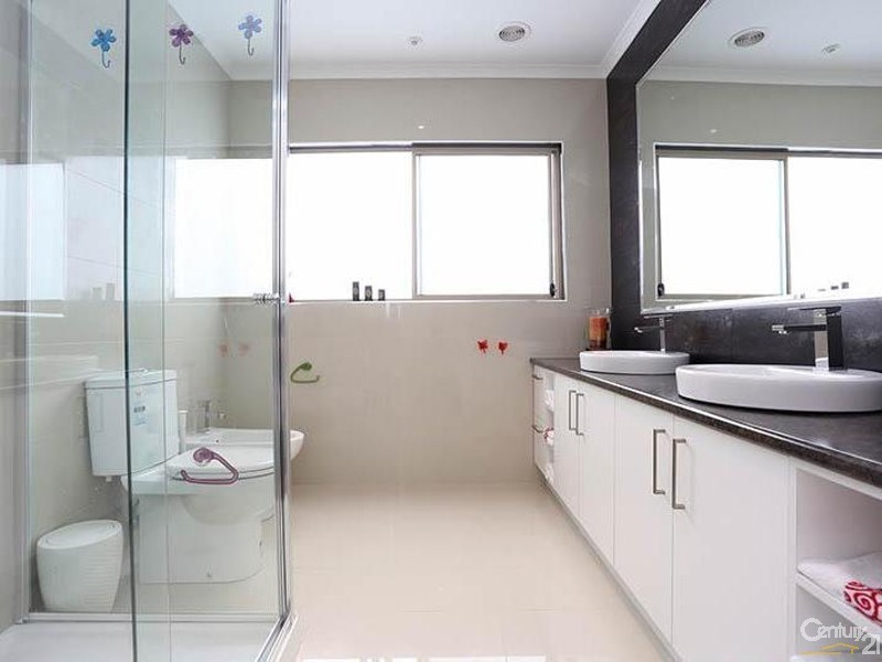 2/223 Corrigan Road, Noble Park VIC 3174