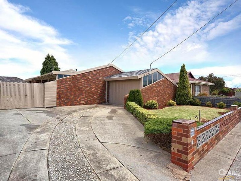 24 Newman Ave, Noble Park VIC 3174