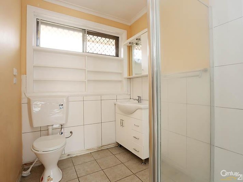 19 Holly Ave, Dandenong North VIC 3175