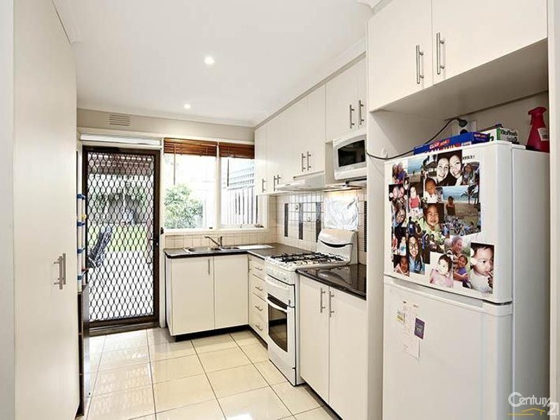 1/13 Third Avenue, Dandenong North VIC 3175