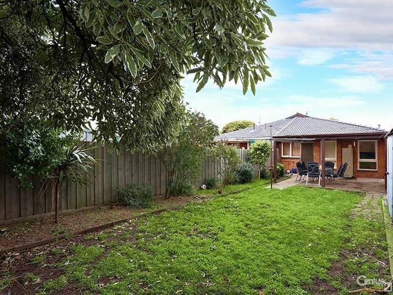 1/13 Third Avenue, Dandenong North VIC 3175