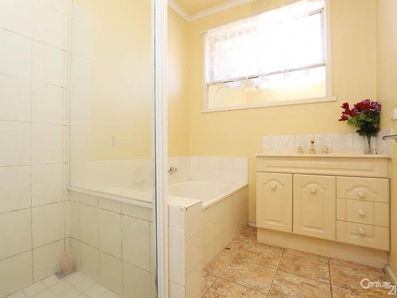 1/114 Corrigan Road, Noble Park VIC 3174