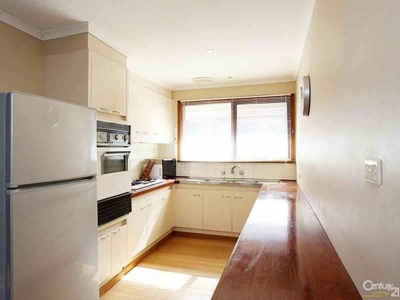 98 First Ave, Dandenong North VIC 3175