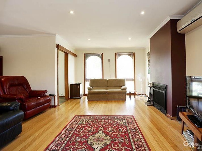 98 First Ave, Dandenong North VIC 3175