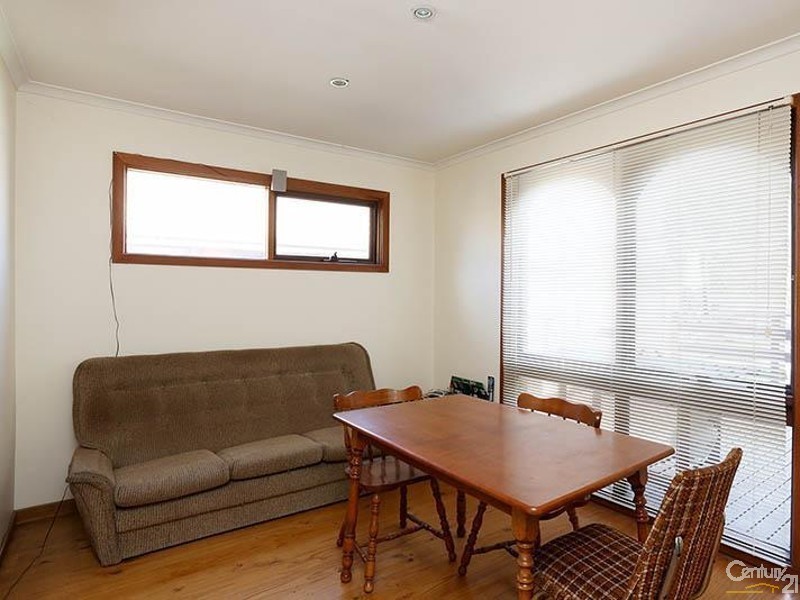 98 First Ave, Dandenong North VIC 3175