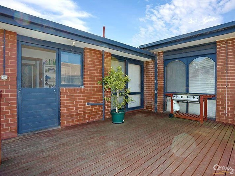 98 First Ave, Dandenong North VIC 3175