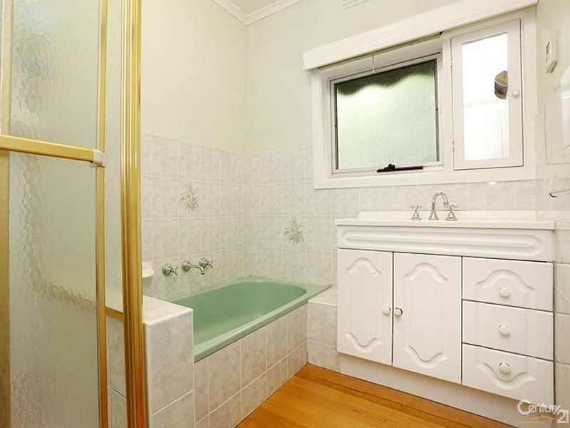 5 Keets Court, Springvale VIC 3171