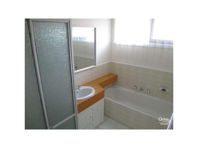 27 Brady Road, Dandenong North VIC 3175