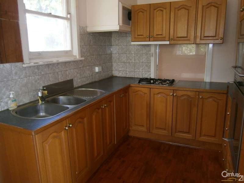 7 Broadoak Street, Noble Park VIC 3174