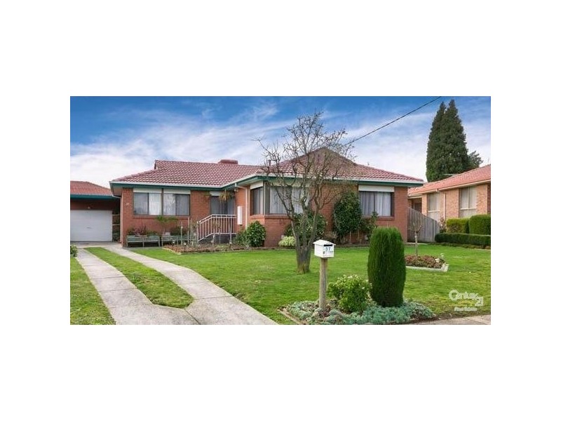 37 Whitehaven Crescent, Noble Park North VIC 3174