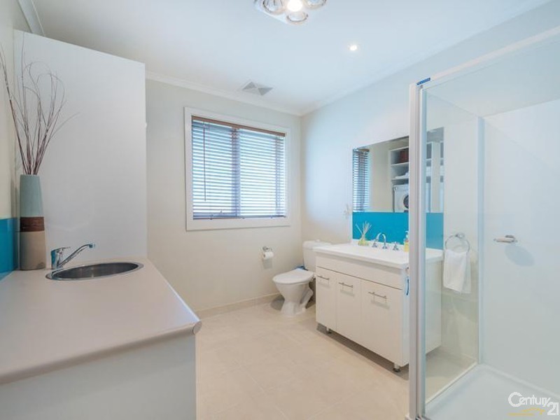 4/10 Namur Street, Noble Park VIC 3174