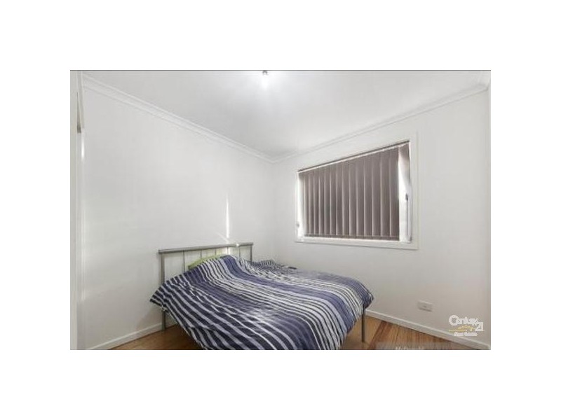 8 York Court, Keysborough VIC 3173