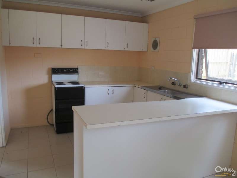 1/23 Potter Street, Dandenong VIC 3175