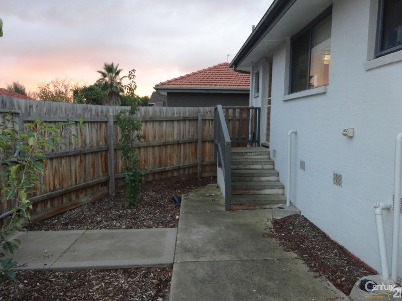 1/35 Alexander Street, Hallam VIC 3803