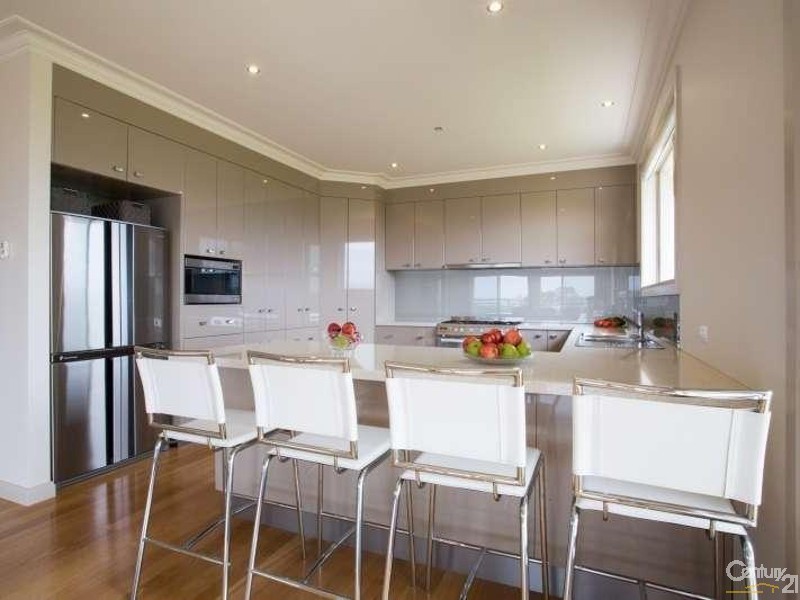 65 Fullarton Drive, Paynesville VIC 3880