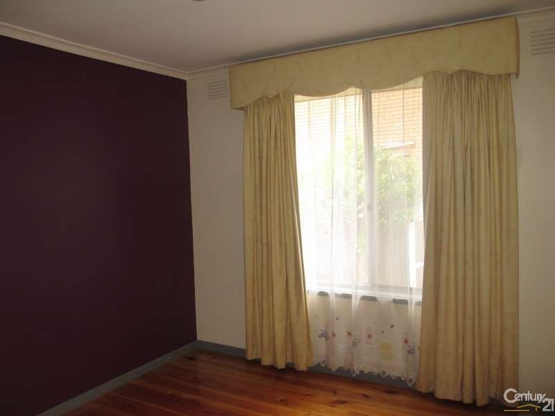 30 Aberdeen Drive, Dandenong North VIC 3175