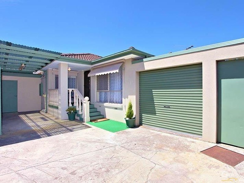 2/1 Central Ave, Dandenong North VIC 3175