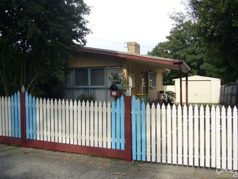 32 Ashmore Road, Forest Hill VIC 3131