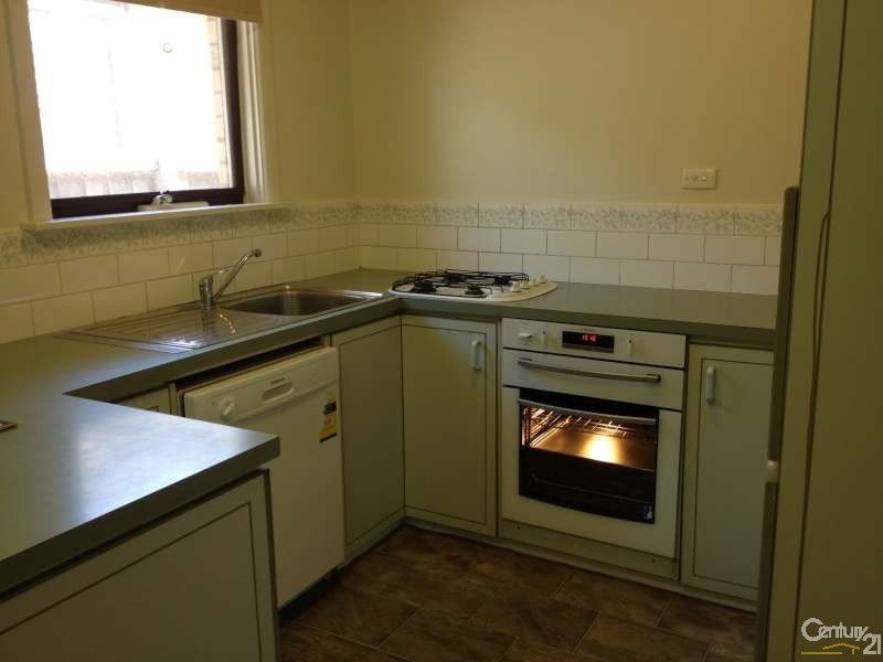 32 Ashmore Road, Forest Hill VIC 3131