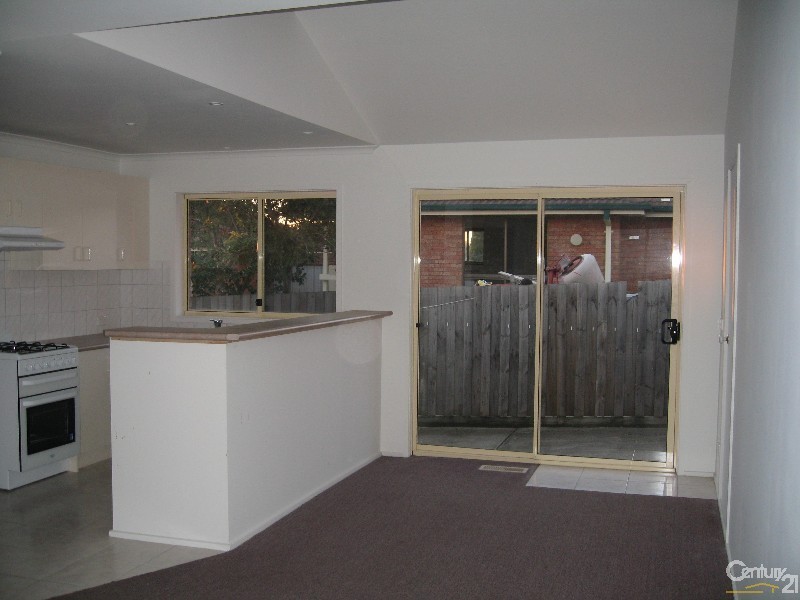 2/66 Doveton Avenue, Eumemmerring VIC 3177