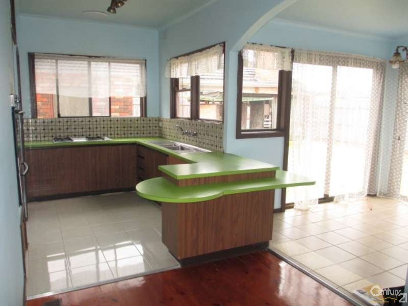 27 Ash Grove, Springvale VIC 3171