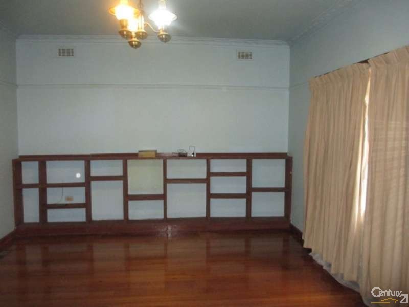 27 Ash Grove, Springvale VIC 3171