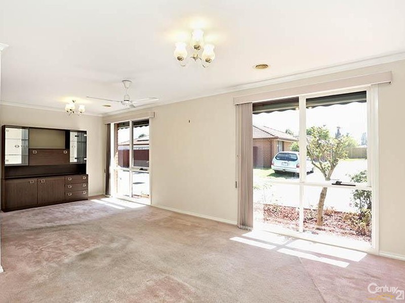 4/12-18 Harold Road, Springvale South VIC 3172
