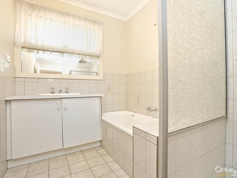 4/12-18 Harold Road, Springvale South VIC 3172