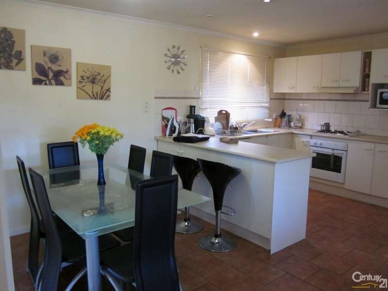 2/115 Corrigan Road, Noble Park VIC 3174